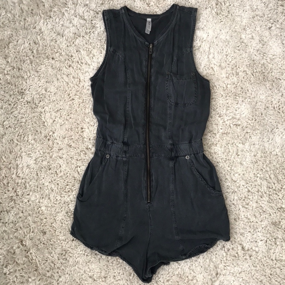 Sleeveless zip up romper